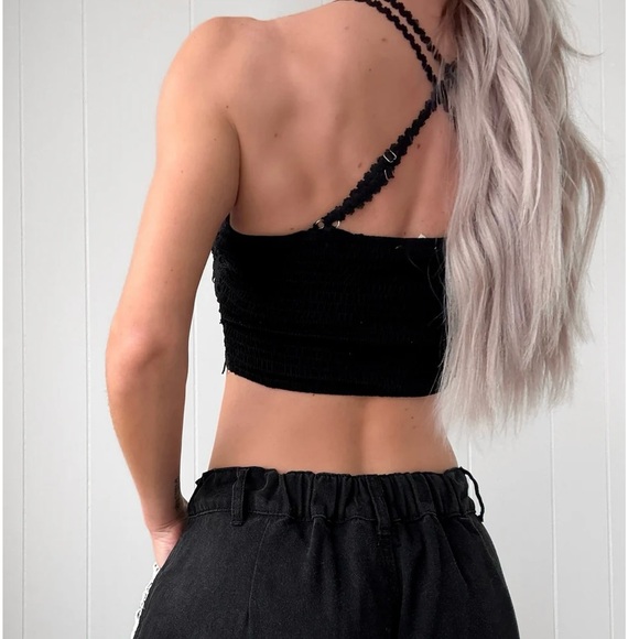 POL Elegant Black Lace Top - Picture 5 of 10